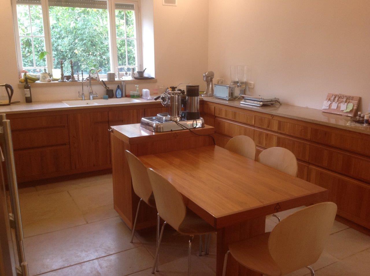 Home for sale in Karkur