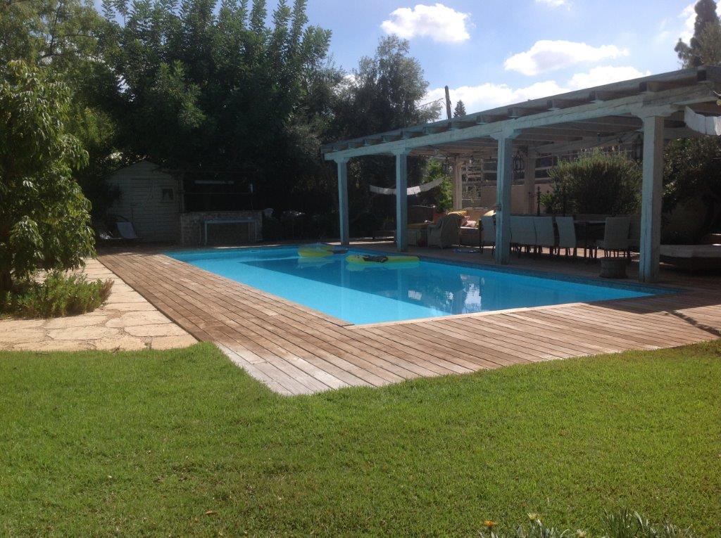 Luxury House in Savyon