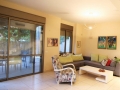 A vendre villas a' Hod HaSharon.