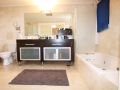 Villa for sale in Netanya.